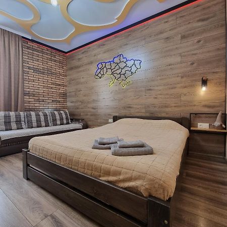 Petropavlivska Apartment Тиха Вуличка В Центрі Старого Міста Kamieniec Podolski Zewnętrze zdjęcie