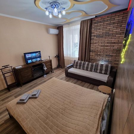 Petropavlivska Apartment Тиха Вуличка В Центрі Старого Міста Kamieniec Podolski Zewnętrze zdjęcie