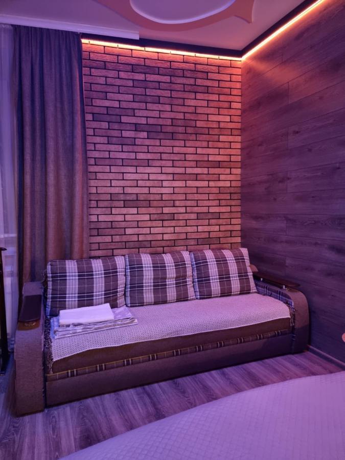 Petropavlivska Apartment Тиха Вуличка В Центрі Старого Міста Kamieniec Podolski Zewnętrze zdjęcie