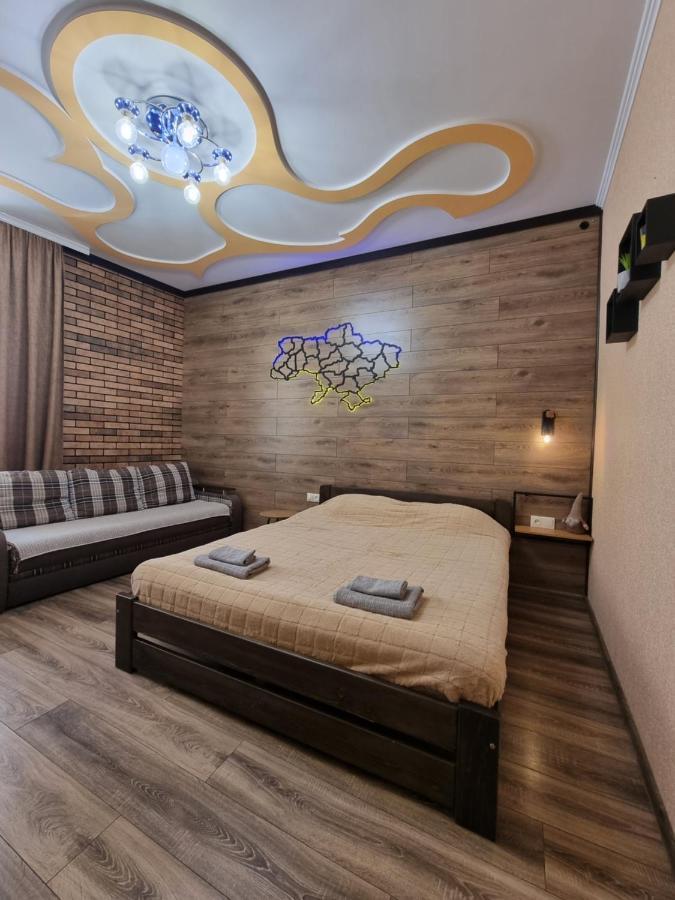 Petropavlivska Apartment Тиха Вуличка В Центрі Старого Міста Kamieniec Podolski Zewnętrze zdjęcie