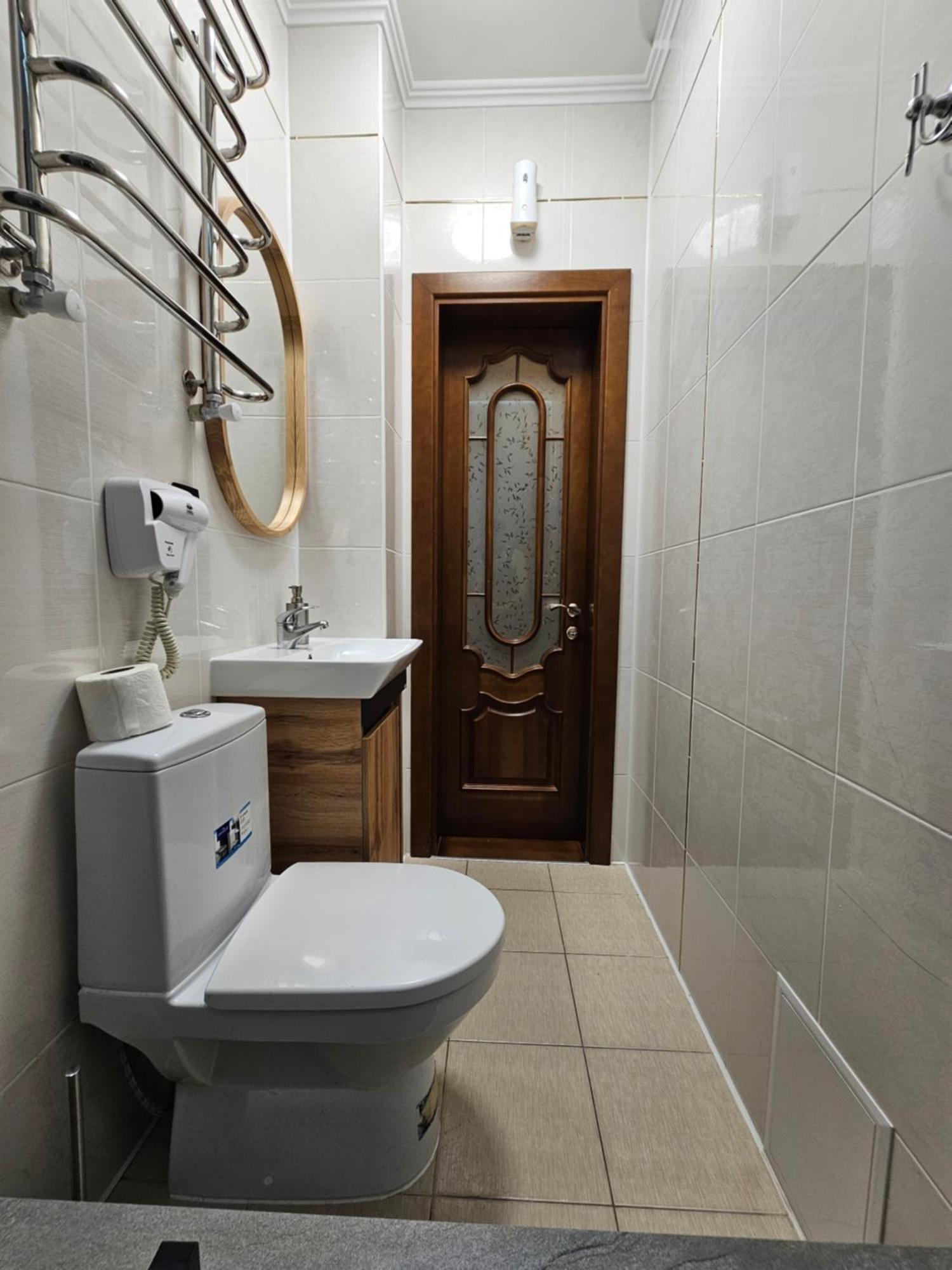 Petropavlivska Apartment Тиха Вуличка В Центрі Старого Міста Kamieniec Podolski Zewnętrze zdjęcie