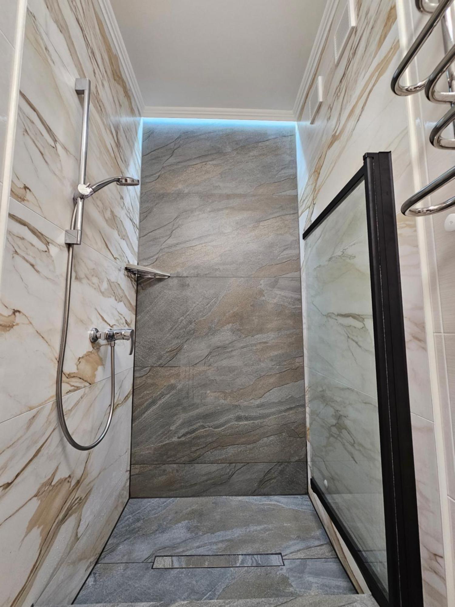 Petropavlivska Apartment Тиха Вуличка В Центрі Старого Міста Kamieniec Podolski Zewnętrze zdjęcie