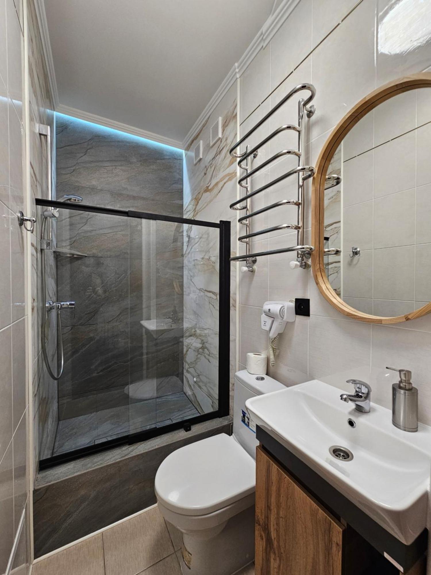 Petropavlivska Apartment Тиха Вуличка В Центрі Старого Міста Kamieniec Podolski Zewnętrze zdjęcie